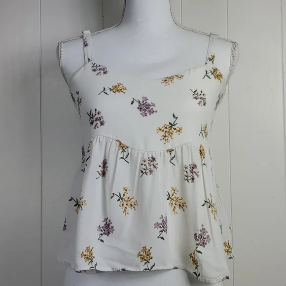 Hollister White Floral Tank Top - Picture 6 of 8